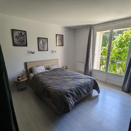 Maison Les Hirondelles بيت للعطل *