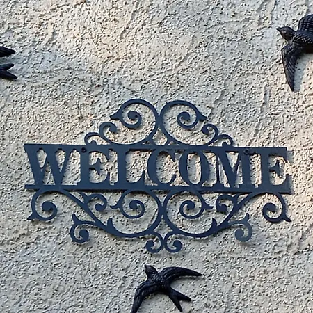 Maison Les Hirondelles Dom wakacyjny *