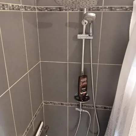 Maison Les Hirondelles * 카르카손