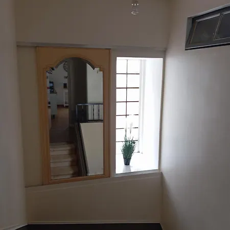 Maison Les Hirondelles * قرقشونه